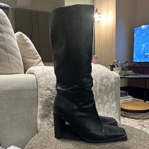 Elegant Black Knee-High Women's Boots